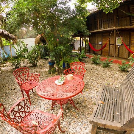 Hostal Zinpar Palomino Kültér fotó